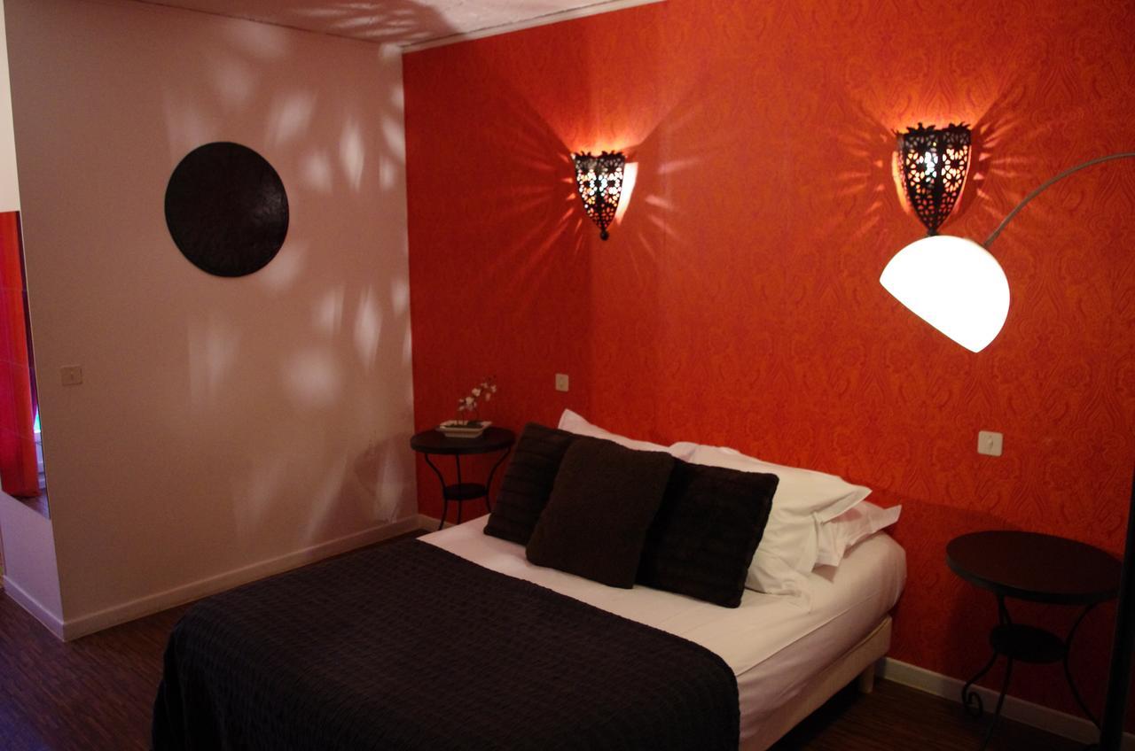 Hotel Lou Cigaloun Saint-Antonin-du-Var Exterior foto